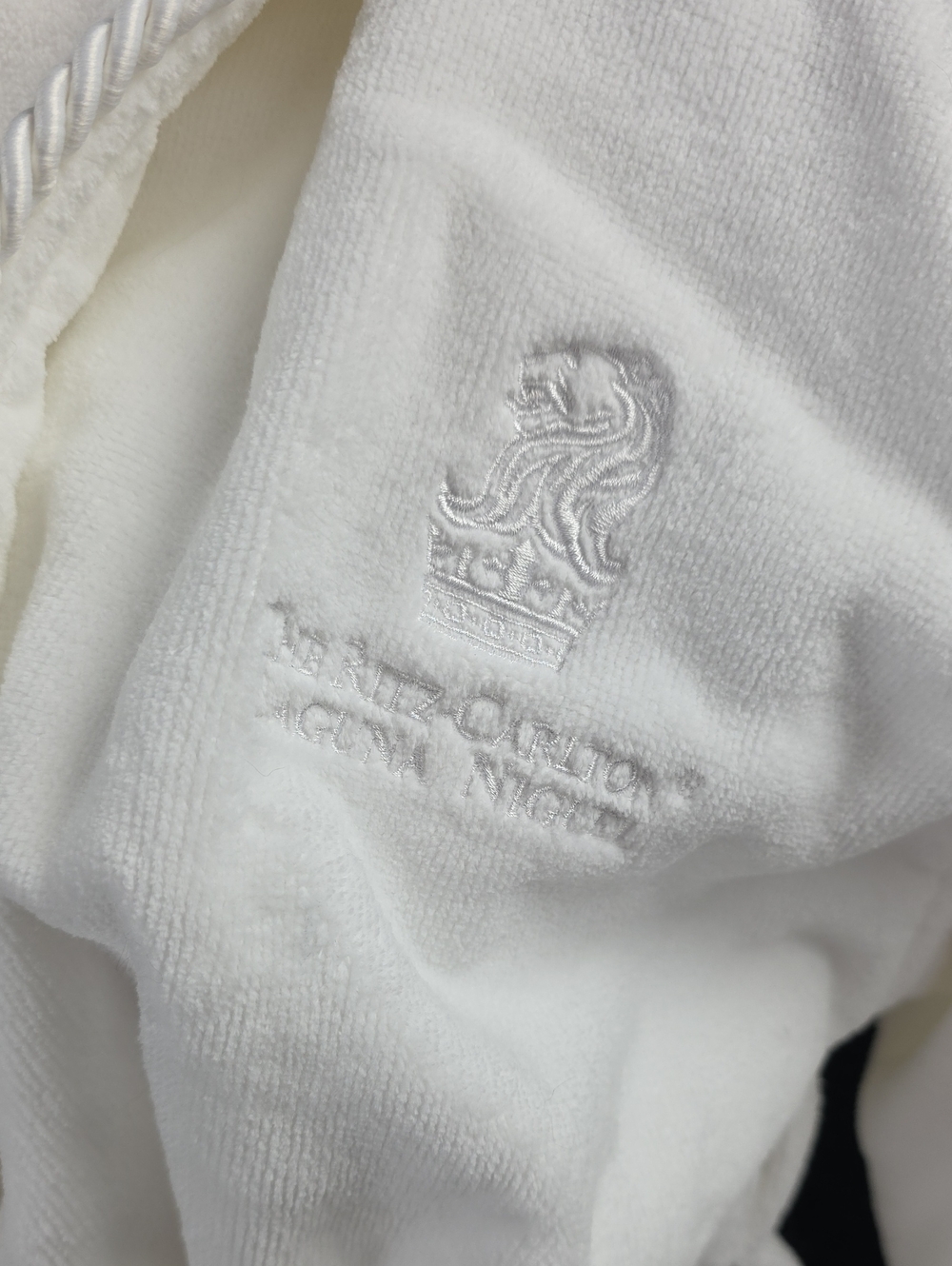 Unisex Ritz Carlton Plush, Heavy, Turkish Cotton Bathrobe For Kitty Rescue!